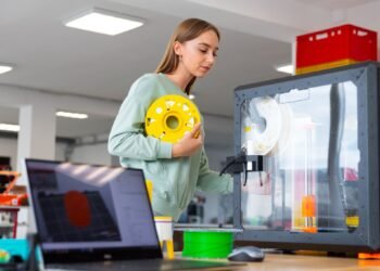 Press Machine, Manual Heat Press, and DTF Printer: A Guide to Custom Printing