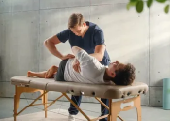 Physiotherapist in Cheltenham for Better Movement and Less Pain