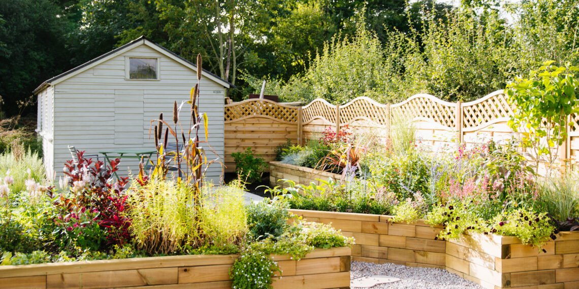Simple Ways to Create a Low-Maintenance Garden That Looks Great All Year Round