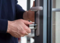 Locked Out in Streatham Vale at 2AM Here’s Why Locals Are Saving Locksmith Numbers Before They Need Them