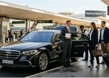 What to Expect from Luxury Car Hire Services for Sydney Airport Transfers 