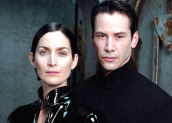 carrie-anne moss