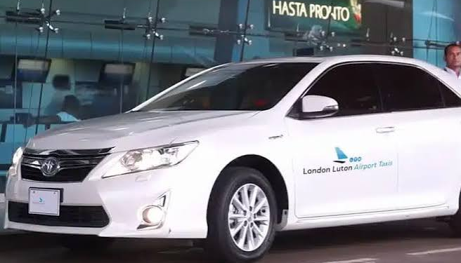 Choosing the Right Airport Taxi — Luton, Heathrow, or Gatwick