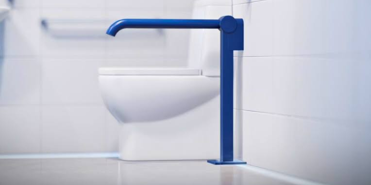 right bathroom support
