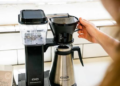 Batch Brew vs Single-Serve: Which Commercial Coffee Brewer Suits Your Volume?