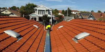 Essential Guide to Roof Tile Maintenance and Restoration in Melbourne