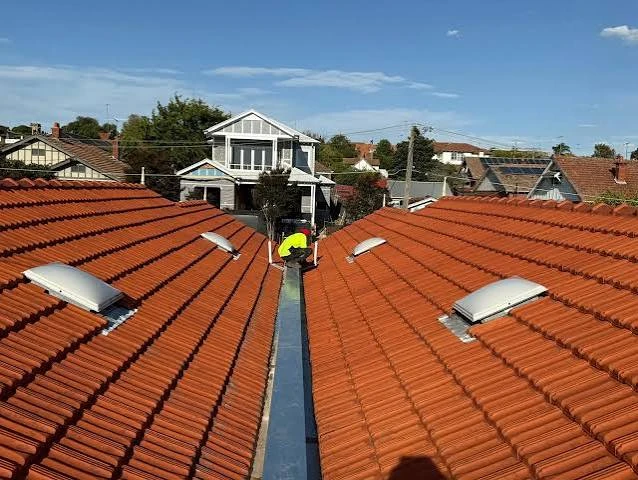 Essential Guide to Roof Tile Maintenance and Restoration in Melbourne